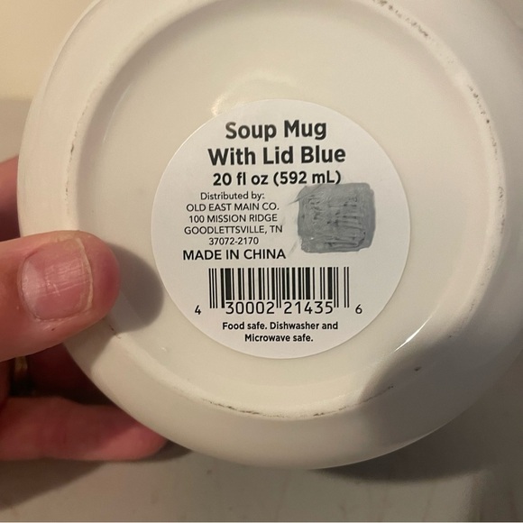 Blue and White Patterned soup Mugs with Lids 20fl oz new (2) - Picture 3 of 4